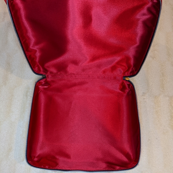 Estee Lauder Travel Case - Picture 4 of 4